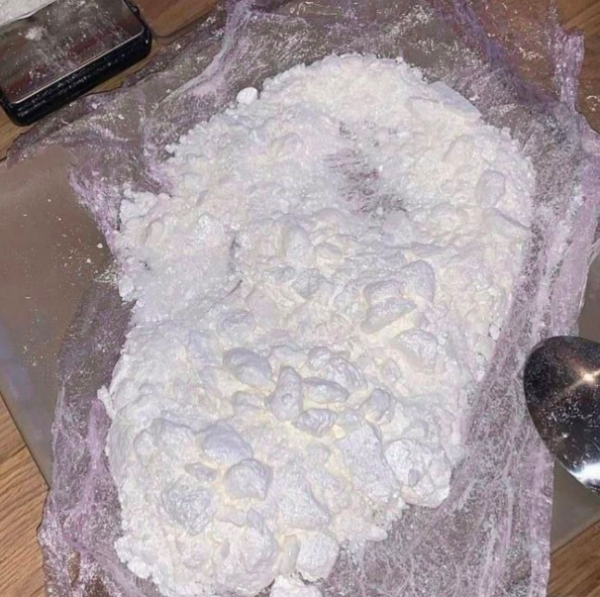 Powder-Cocaine-for-sale-online-600x597